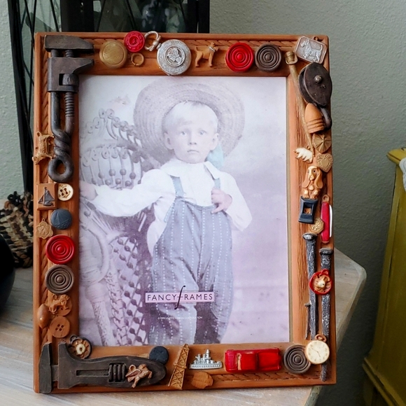 FANCY PRAMES - Picture 1 of 5